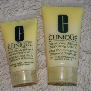 Set of Clinique Dramatically Different Moisturizing Lotion+, 80mL, NWOT